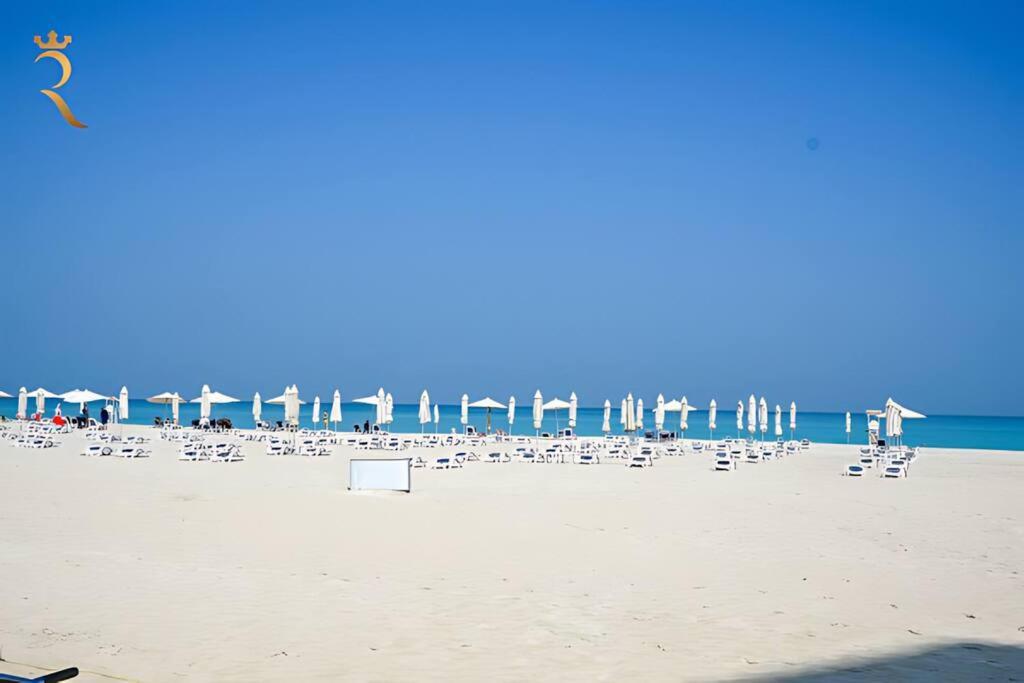 Seaside 1Br Retreat With Pool & Gym In Saadiyat Island Leilighet Abu Dhabi Eksteriør bilde